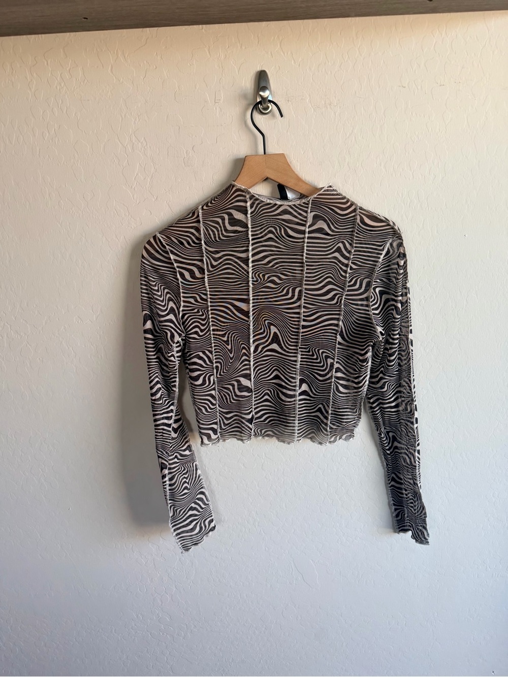 Wavy Stripe Long Sleeve Top Black Cream M Mesh Whimsigoth Indie Sleeze Y2K 90s